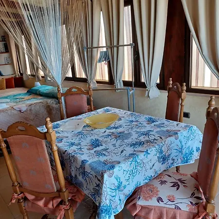 Terrazza Sabine شقة