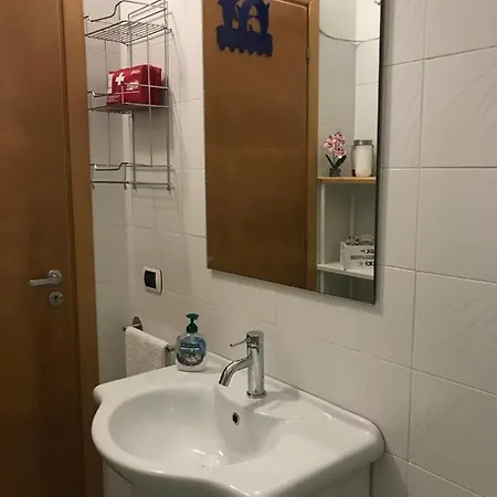 דירה Terrazza Sabine טרופאה