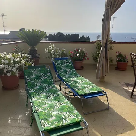 Terrazza Sabine טרופאה