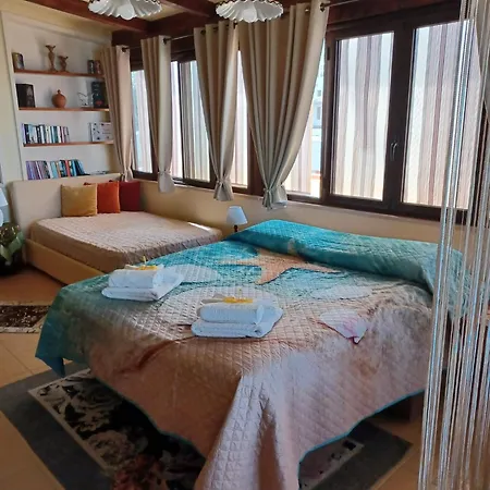 Terrazza Sabine דירה *